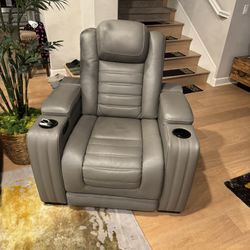 Recliner Chair 