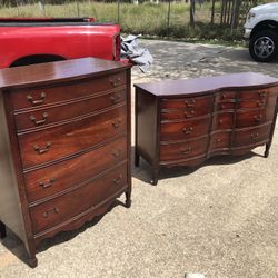 DIXIE ANTIQUE FURNITURE DRESSER AND CHEST OF DRAWERS 