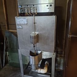 Commercial Dish Washer