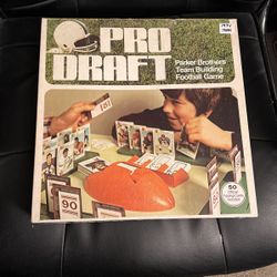 1974 Topps Pro Draft Parker Brothers Team Building Football Game 