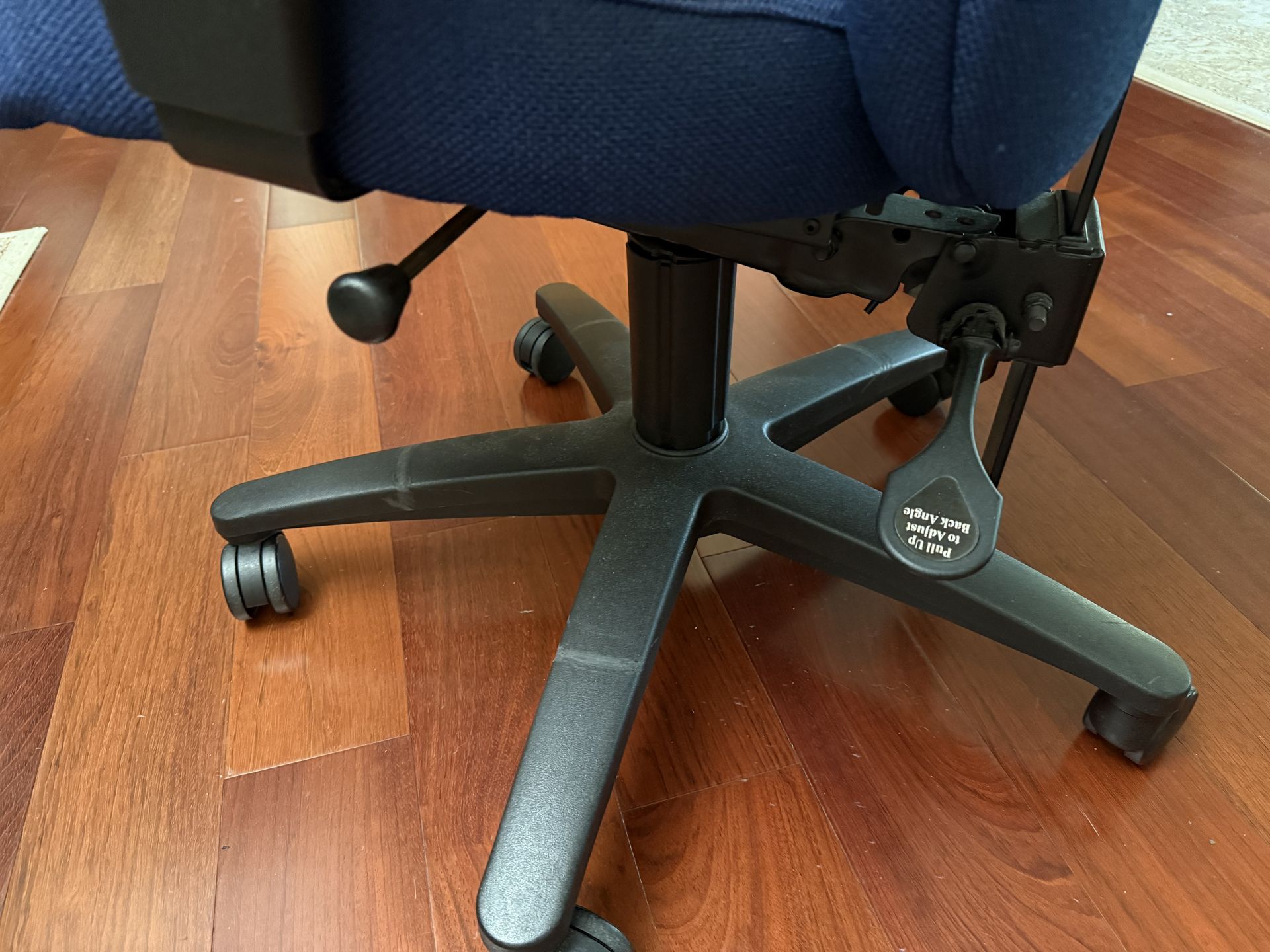 SOMA Ergonomics chair