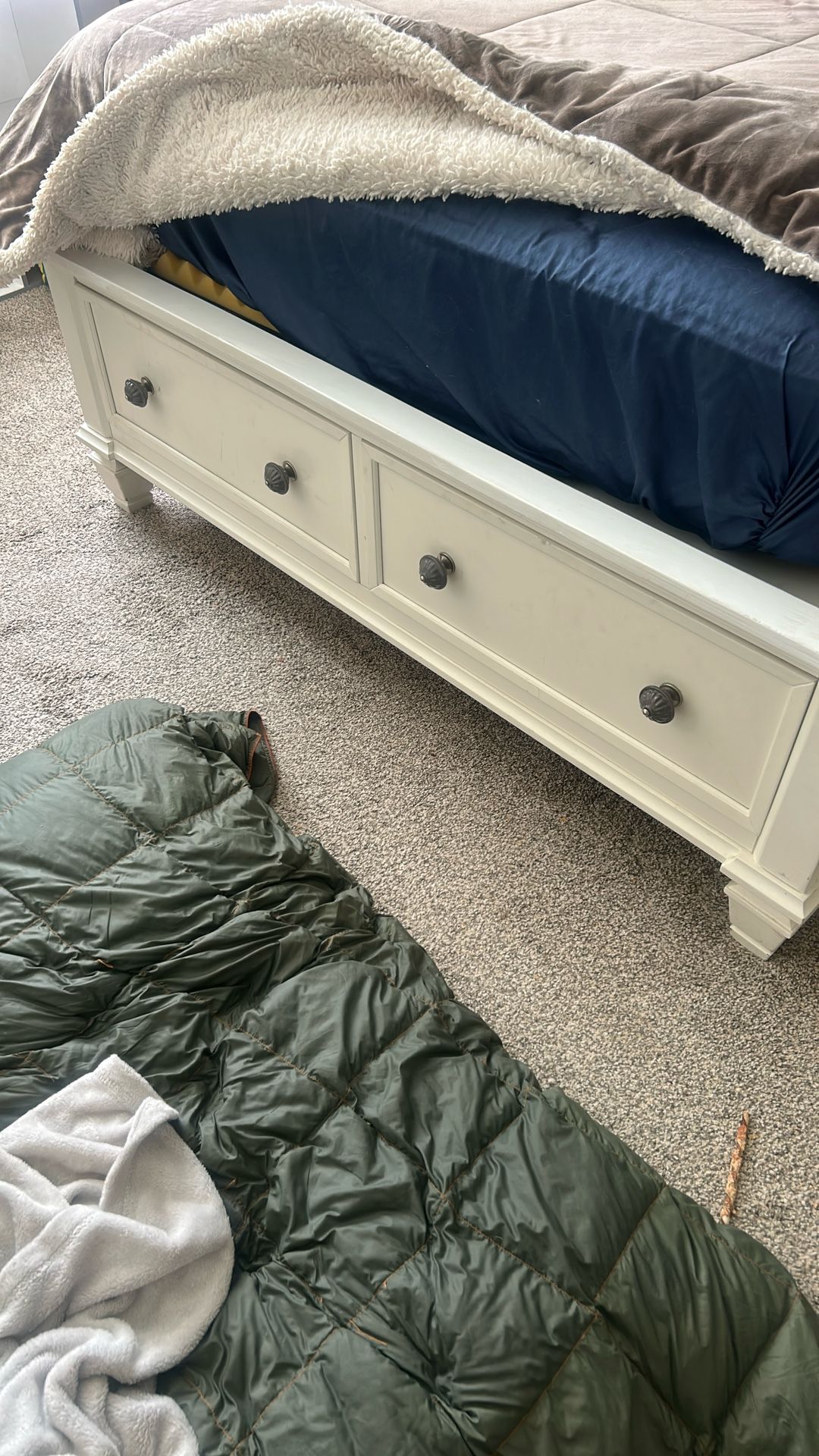 heavy soild white bed 