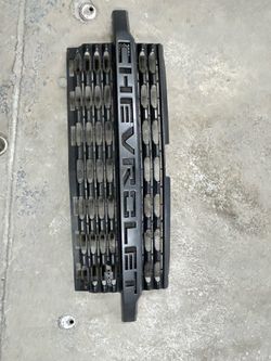 2021 Chevy Silverado Grille