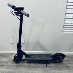 Electric Scooter Up To 19 Miles Range, 6 Month Guarantee