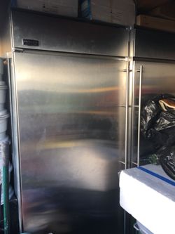 GE Monogram 36” Refer & Freezer