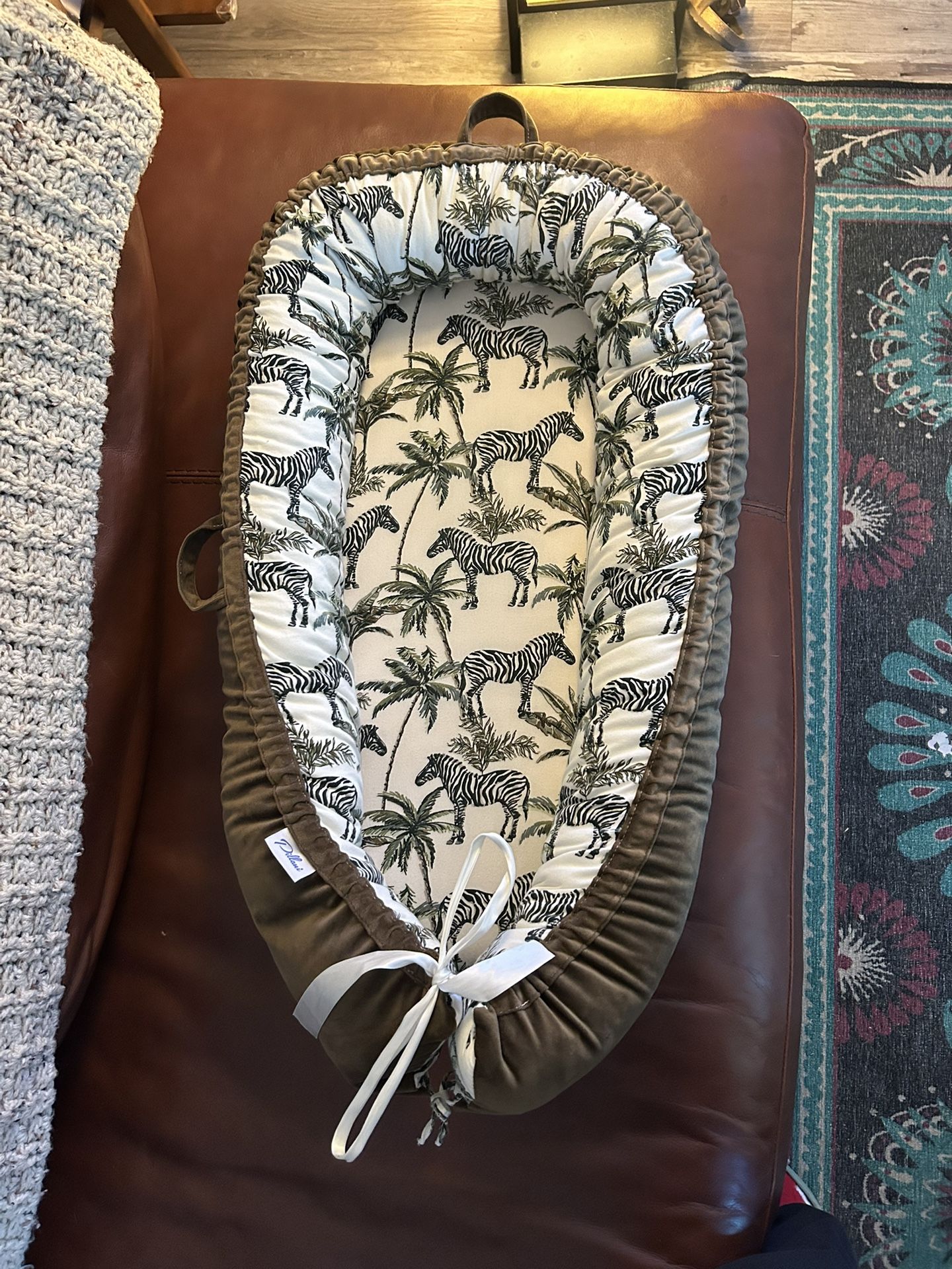 🌟Baby Nest Pillow Bed