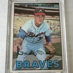1967 Topps Phil Niekro Baseball Card Ex Mint 