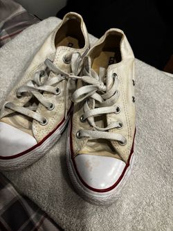 Converse Chuck Taylor Low Top Sneakers