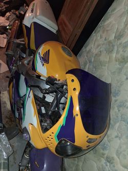 1996 Honda CBR900RR