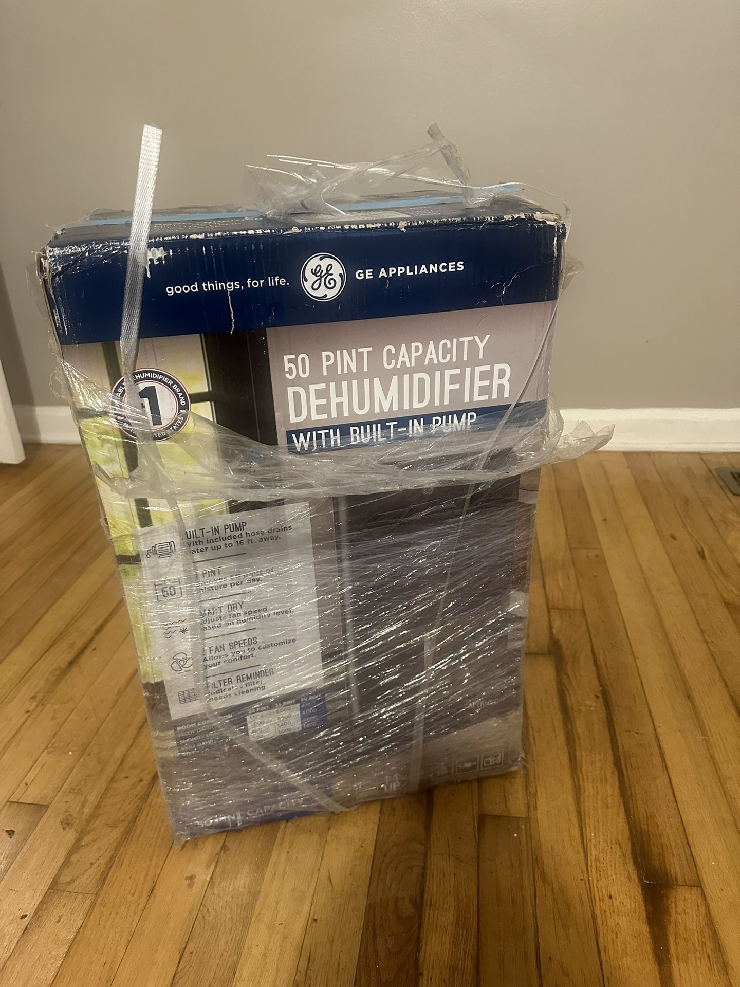 50 PINT CAPACITY DEHUMIDIFIER