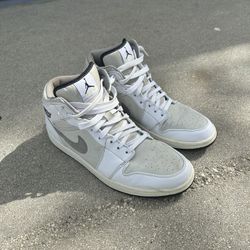 Jordan 1 Mid Size 12