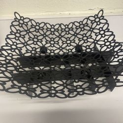 Metal plate fruit