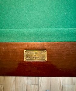 Medalist by Brunswick Pool Table