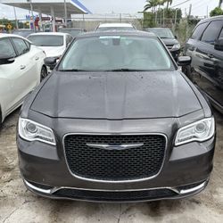 2017 Chrysler 300