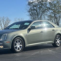 Cadillac STS Beautiful Car Great Condition