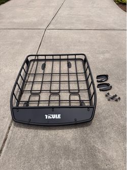 Thule Canyon XT roof basket