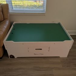 Melissa & Doug Deluxe Wooden Play Table