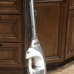 Shark Liftaway Pocket Mop
