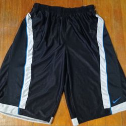 Men's Size Xlarge Nike Shorts Basketball Active Black Whire