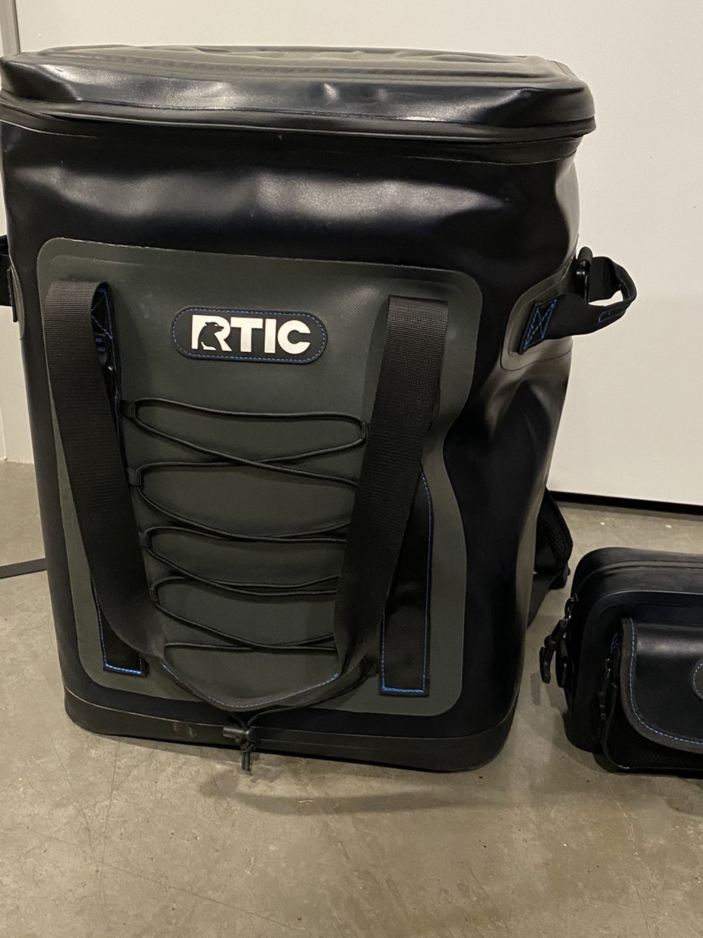 RTIC Soft Backpack Cooler