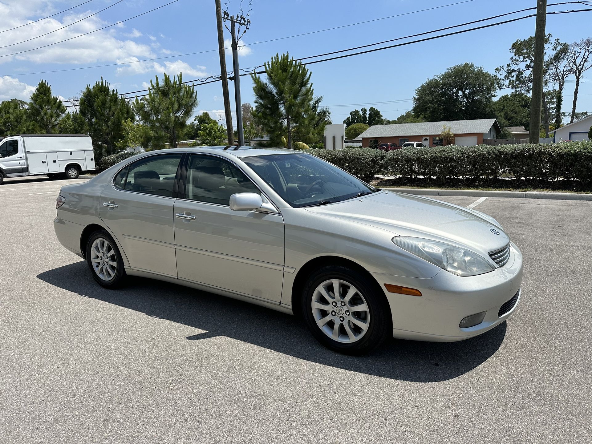 2004 Lexus ES 330