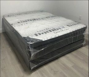 Queen Size Mattress Pillow Top With Box Spring