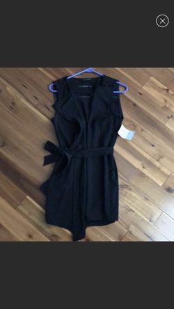 New with tags- Zara Women’s Dress Vest or Wrap- Size Small