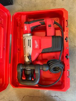 Milwaukee Corded Rotary Hammer Drill with Case