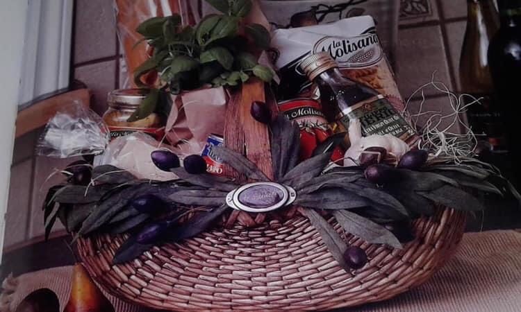 Everyone   Christmas  And  Easter  And Birthday  And  Mother’s Day  Father’s Day And  Graduation And  Teacher Appreciation Basket 