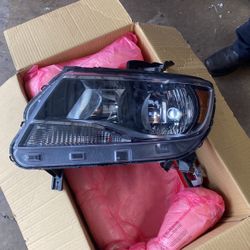 2016 Chevy Colorado Head Light 