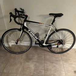 Trek Domane S 4 Carbon Fiber