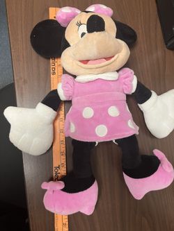 Disney 19” Minnie Mouse