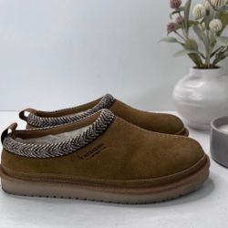 UGG slippers size 8 women 