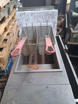 Wolf range duel fryer.