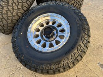 18" METHOD Wheels Chevy Silverado 2500 Rims 3500 GMC Sierra Tire 8x180
