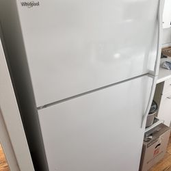 Whirlpool Refrigerator 
