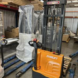 New Forklift Pallet Stacker Fully Electric 