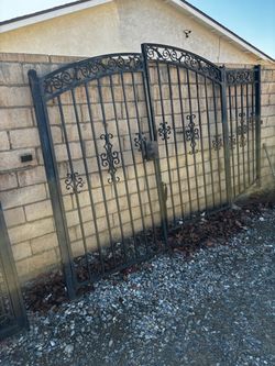 Used gate