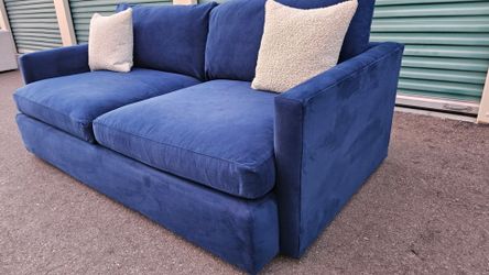 FREE DELIVERY!!!! Crate & Barrel "Lounge Deep" BLUE VELVET Sofa 83" ($3.5K Retail ...65% Off)