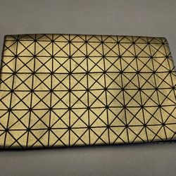 gold metallic geometric clutch purse