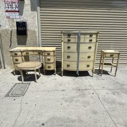 5 Piece Antique Room Set 