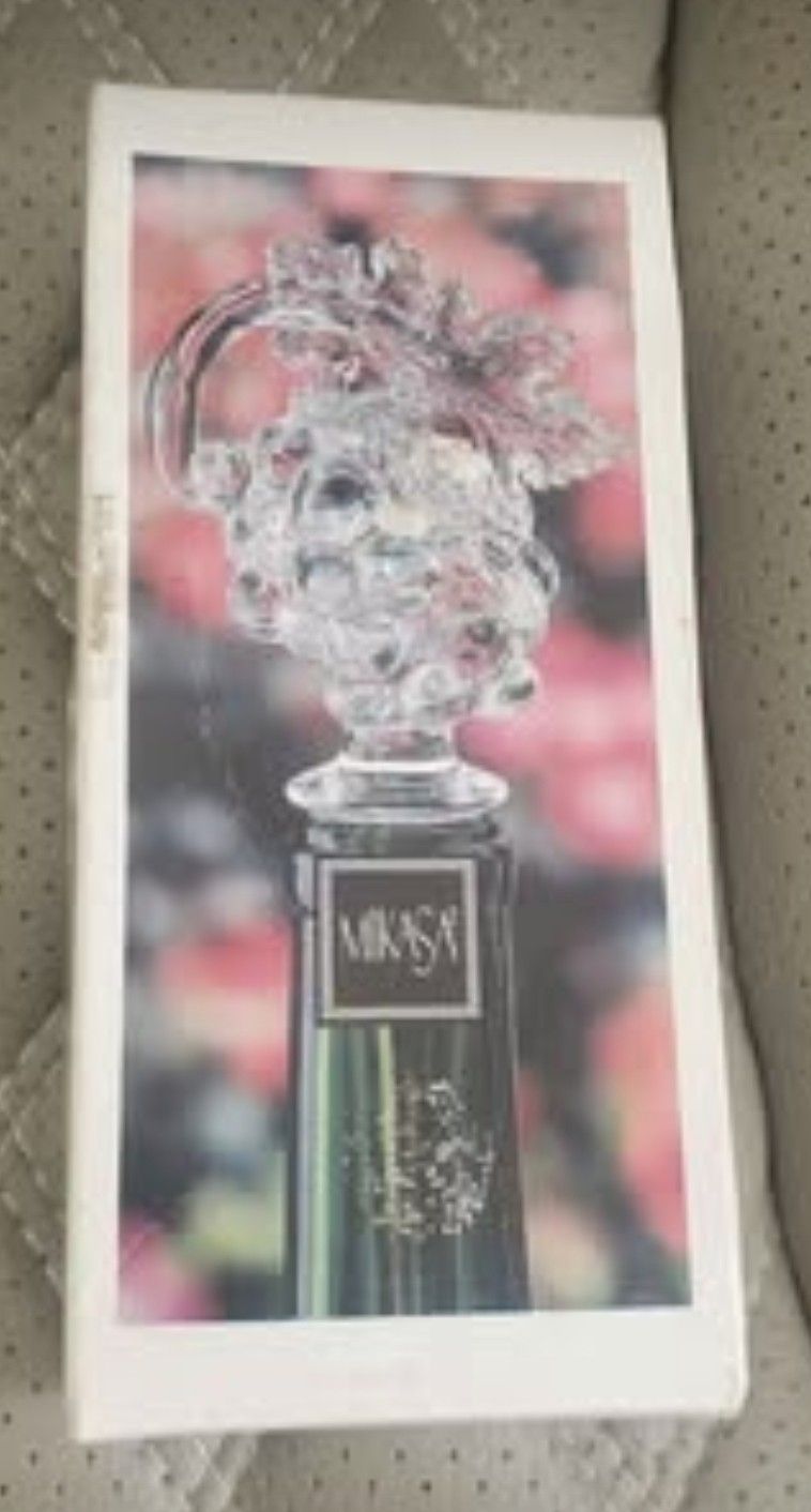 Vintage Crystal Wine bottle stopper