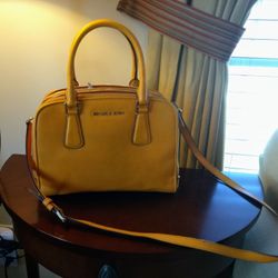 YELLOW HANDBAG
