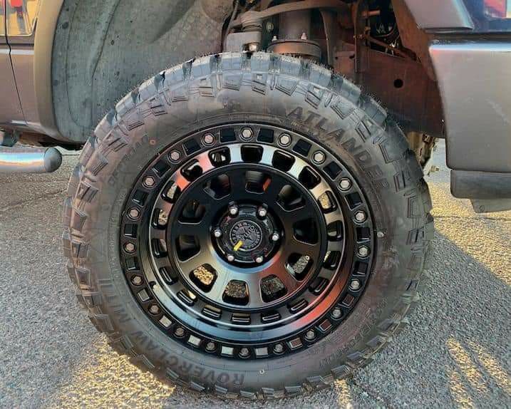 ¹⁷x⁸" MONKEY WHEELS AND TIRES ³³¹²⁵⁰¹⁷