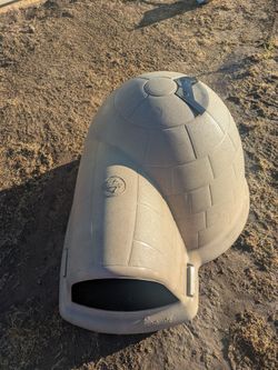 XL Dog House