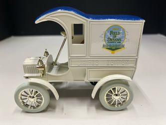 Field of Dreams Limited Edition  1905 Ford Diecast Delivery Truck