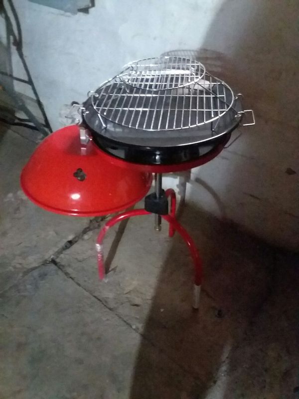 Red Devil Portable Outdoor Kitchen / Meeco S Red Devil 1352 Furnace