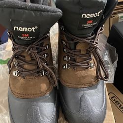 riemot Women's Men's Winter Boots Waterproof Snow Boots Insulated Furry Walking Mucker Yard Boots Warm Anti-Slip Ankle Hiking Skiing Boots size 11 wom