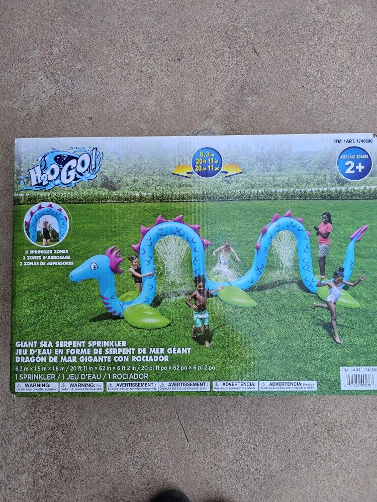 Brand NEW Giant Sea Serpent Kids Inflatable Sprinkler