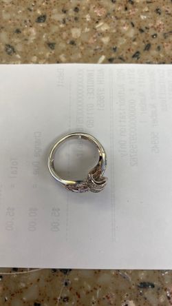 Silver tone ring